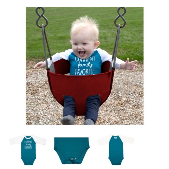 6-12 month onesie - Picture 3 of 5